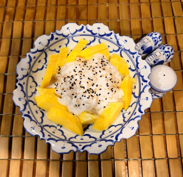 Sweet Mango Sticky Rice.