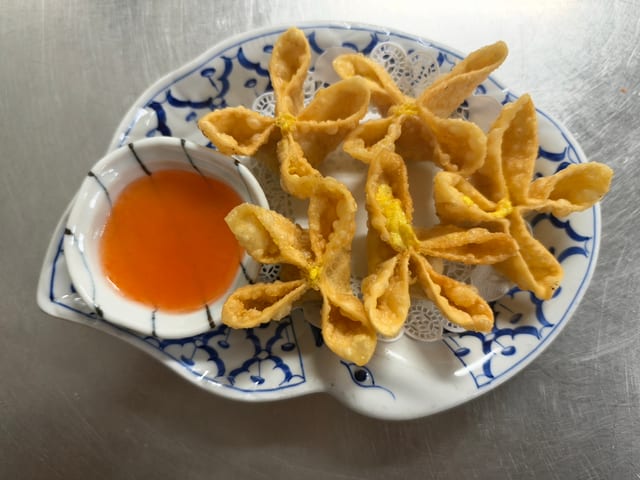 Krab Rangoon.