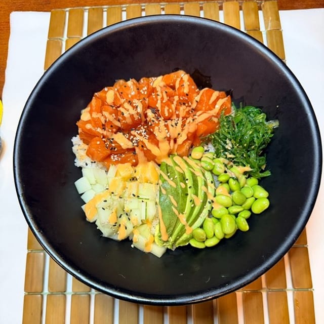 Tuna Poke Bowl**.